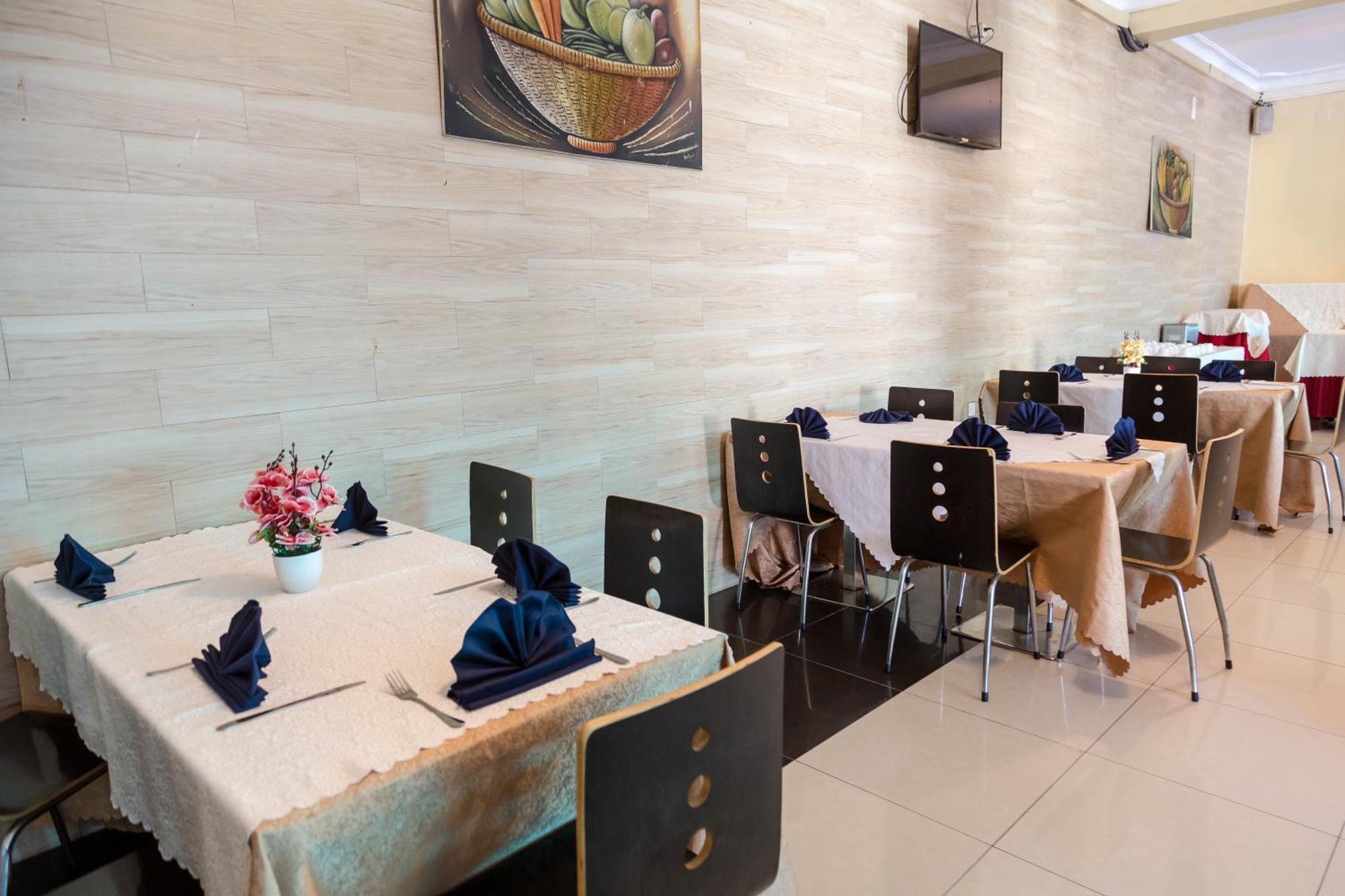 Olympic Hotel Kigali Esterno foto
