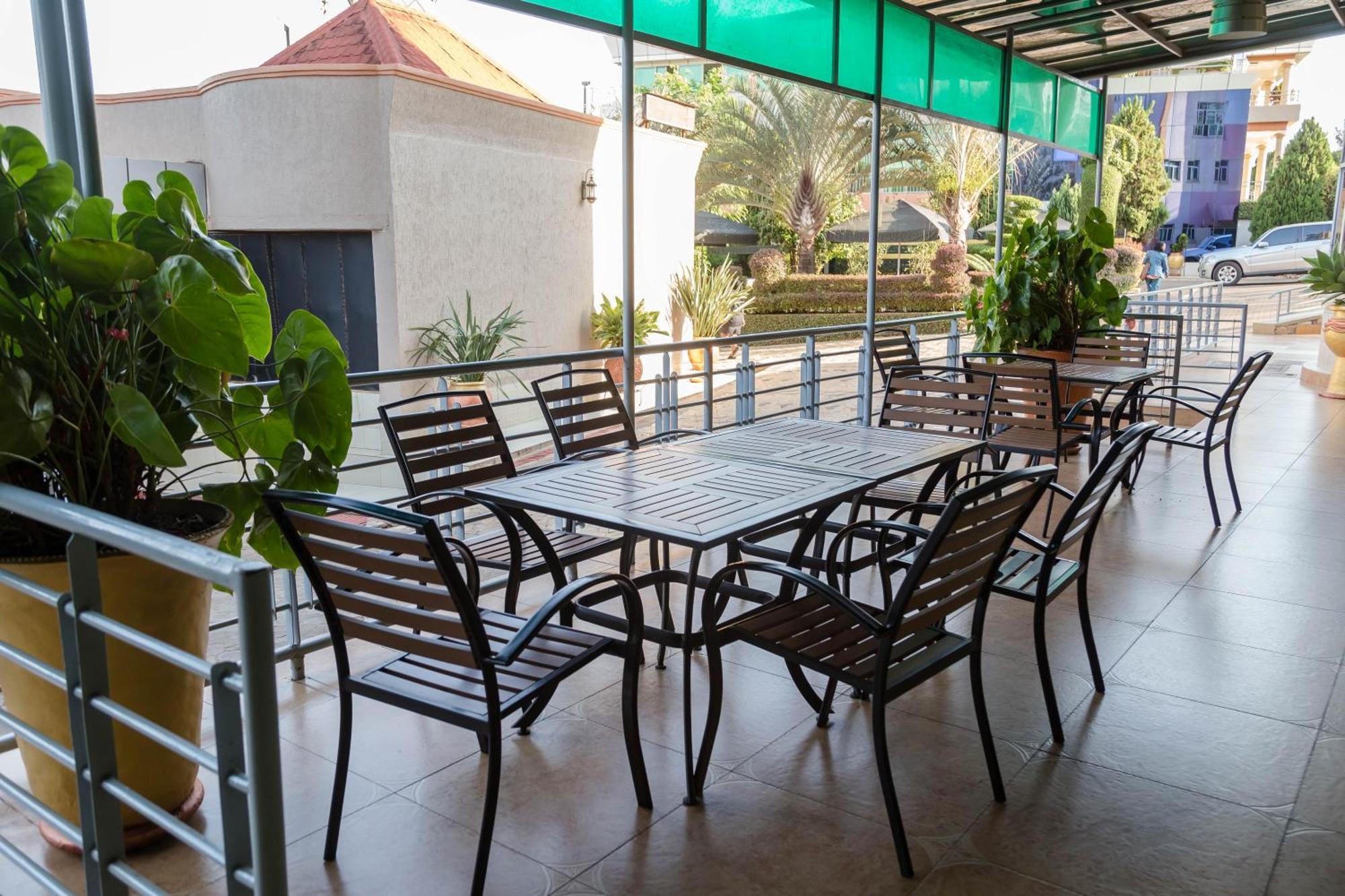 Olympic Hotel Kigali Esterno foto